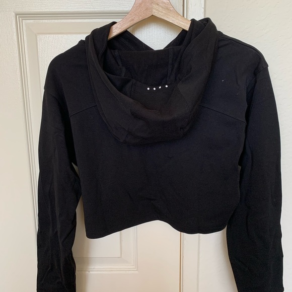 ACTA Cropped Hoodie - Picture 3 of 4